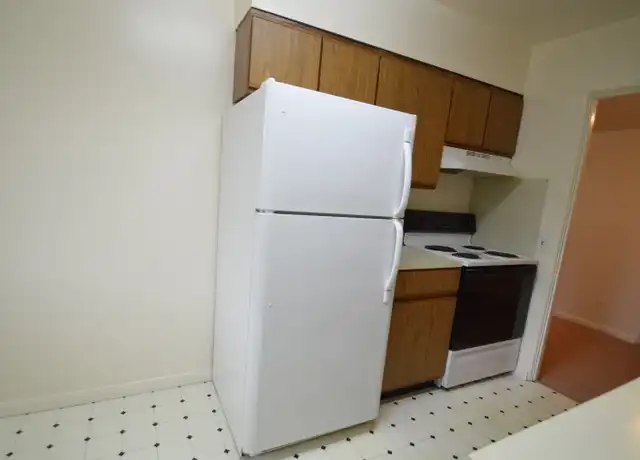 Property at 1100 East Ave Unit 3B, Rochester, NY, 14607, 1 bed, 1 bath, [object Object]