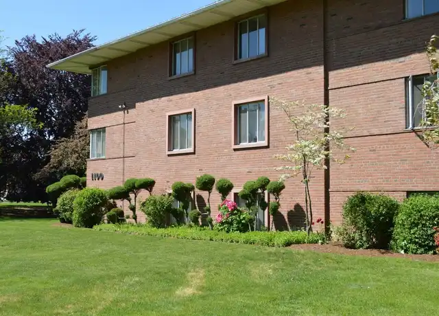 Property at 1100 East Ave Unit 3C, Rochester, NY, 14607, 1 bed, 1 bath, [object Object]