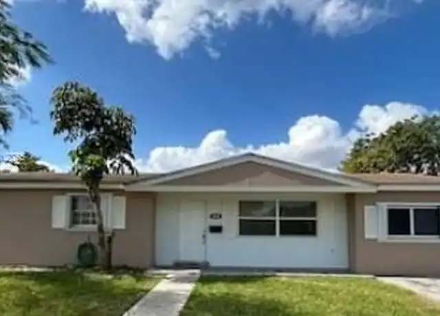 Property at 5820 SW 94th Pl Unit 5820, Miami, FL, 33173, 4 beds, 3 baths, [object Object]