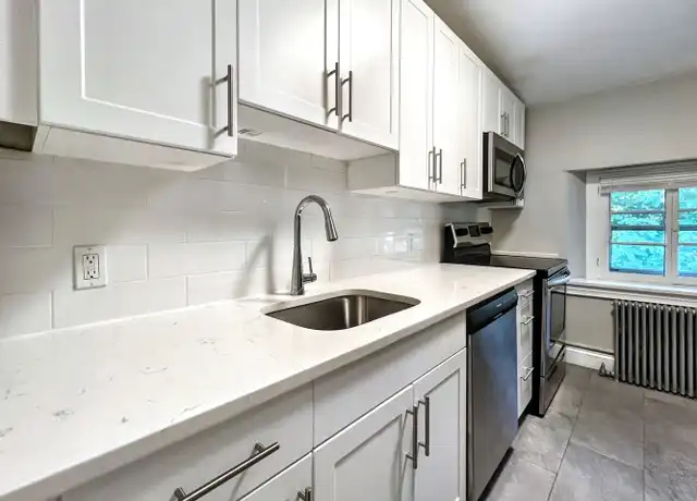 Property at 327 Meetinghouse Lane - 327 Meetinghouse Ln, Media, PA, 19063, 1 bed, 1 bath, [object Object]