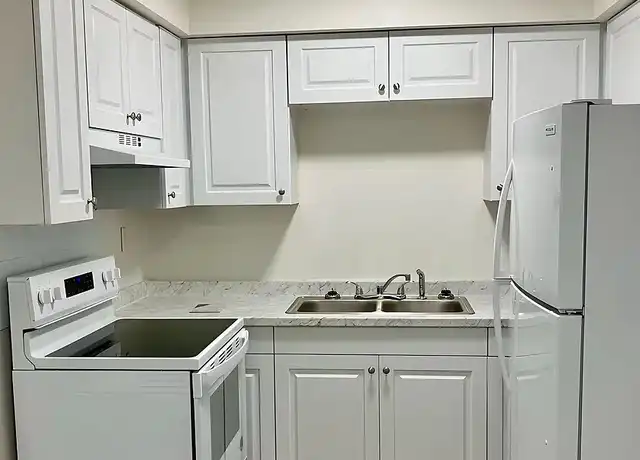 Property at Meadow Pointe Apartments - 545 Henrico St, Harrodsburg, KY, 40330, 2 beds, 1 bath, [object Object]
