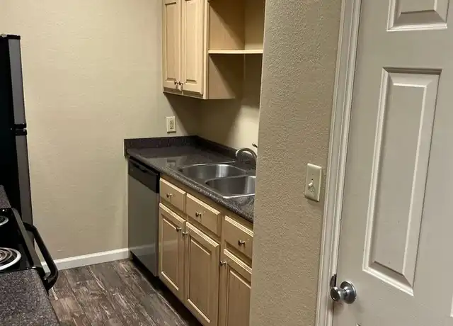 Property at 1651 W Matthews Ave Unit CCA 51, Jonesboro, AR, 72401, 1 bed, 1 bath, [object Object]