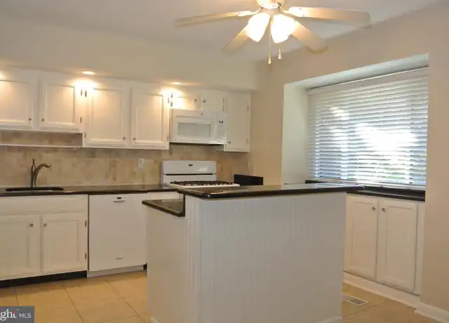 Property at 2209 Chapel Valley Ln, Lutherville Timonium, MD, 21093, 3 beds, 2.5 baths, [object Object]
