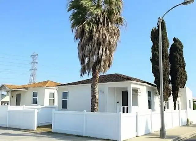 Property at 1350 E 94th St, Los Angeles, CA, 90002, 3 beds, 2 baths, [object Object]