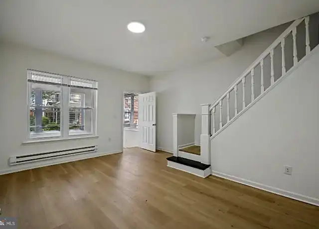 Property at 1616 W Wingohocking St, Philadelphia, PA, 19140, 4 beds, 1 bath, [object Object]