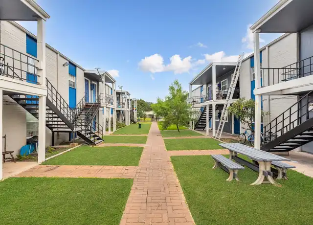 Property at 1800 N Wayside Dr Unit 7, Houston, TX, 77020, 1 bed, 1 bath, [object Object]