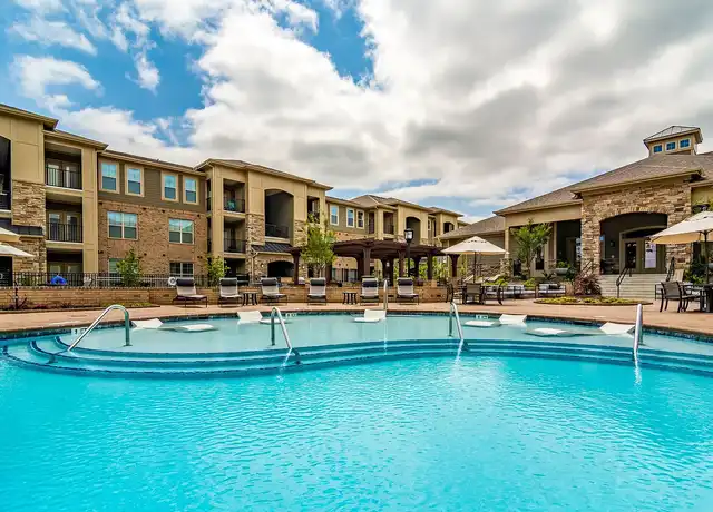 Property at Meridian at Broad Street Market - 7000 Meridian Market Dr, Fuquay-Varina, NC, 27526, 1-2 bed, 1-2 bath, [object Object]