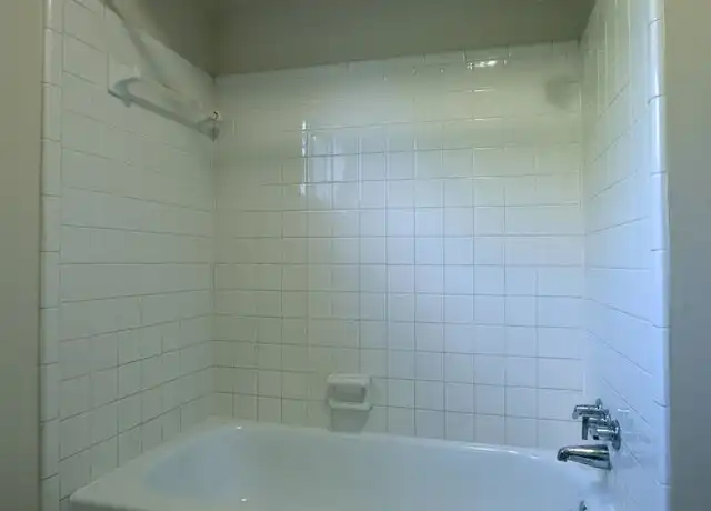 Property at 6440 N Venoy Rd, Garden City, MI, 48135, 1 bed, 1 bath, [object Object]