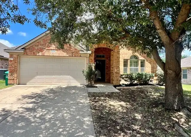 Property at 3313 Ocean Dr, Denton, TX, 76210, 3 beds, 2 baths, [object Object]