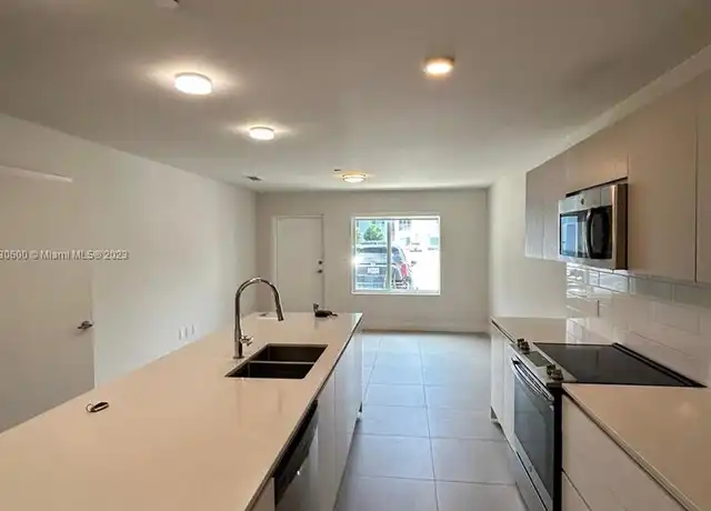 Property at 2535 NE 193rd St, Miami, FL, 33180, 3 beds, 3 baths, [object Object]
