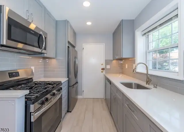 Property at 151 Ridge Rd Unit A, Cedar Grove, NJ, 07009, 1 bed, 1 bath, [object Object]