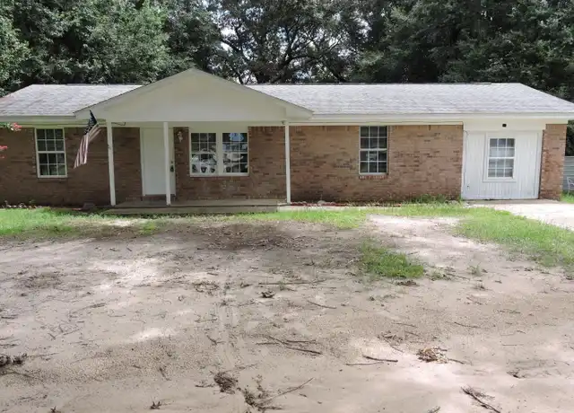Property at 6115 Willow Ln N, Crestview, FL, 32539, 3 beds, 2 baths, [object Object]