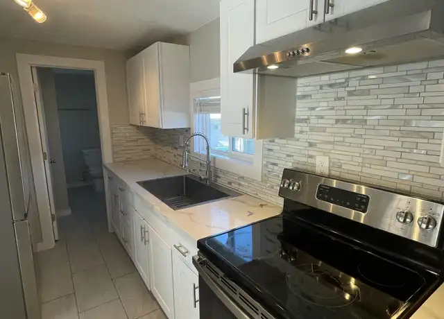 Property at 5009 NE Hazel Dell Ave Unit 9, Vancouver, WA, 98663, 1 bed, 1 bath, [object Object]