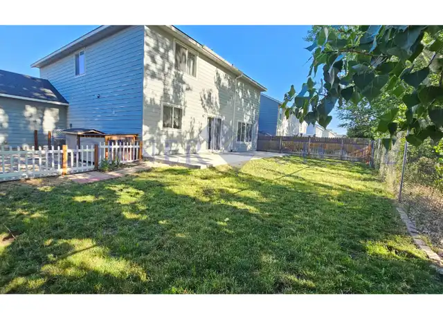 Property at 594 N Stucker Ave, Meridian, ID, 83642, 4 beds, 2 baths, [object Object]