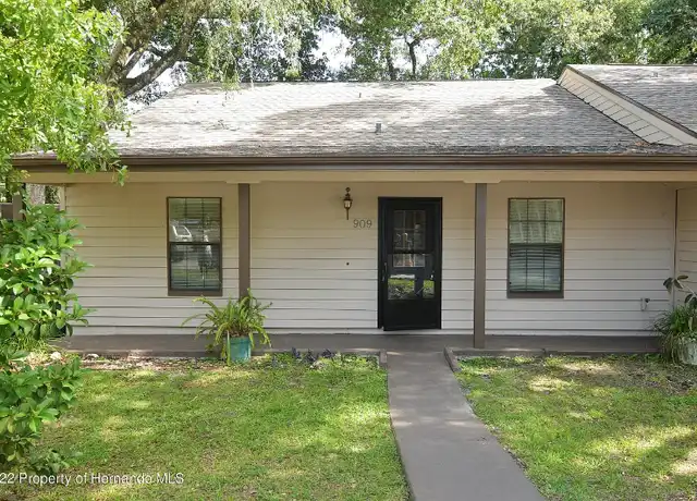 Property at 909 Candlebrook Ln, Brooksville, FL, 34601, 3 beds, 2 baths, [object Object]