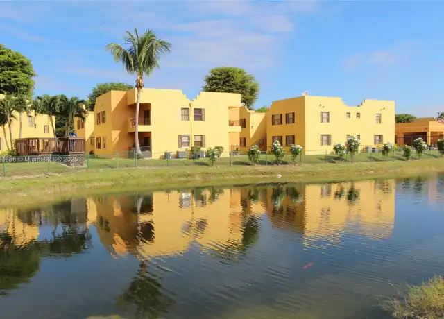 Property at 686 NW 114th Ave #101, Miami, FL, 33172, 1 bed, 1 bath, [object Object]