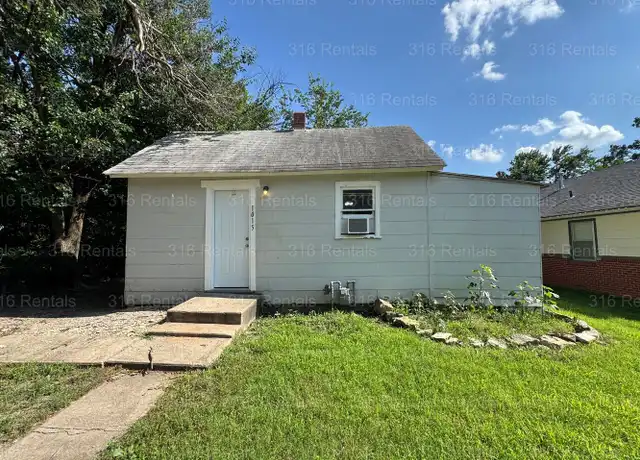 Property at 1015 E 5th St, Newton, KS, 67114, 1 bed, 1 bath, [object Object]