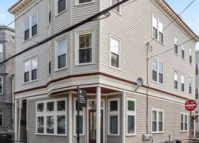 Property at 38 Roberts Rd Unit 2, Cambridge, MA, 02138, 3 beds, 2 baths, [object Object]