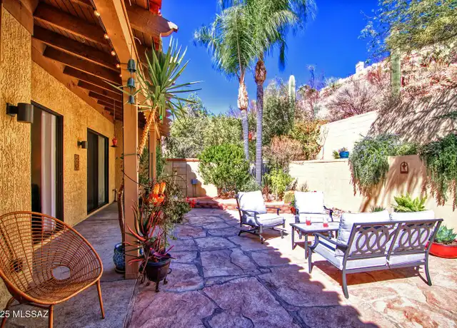 Property at 1223 Camino Diestro Unit 1223, Oro Valley, AZ, 85704, 2 beds, 2 baths, [object Object]