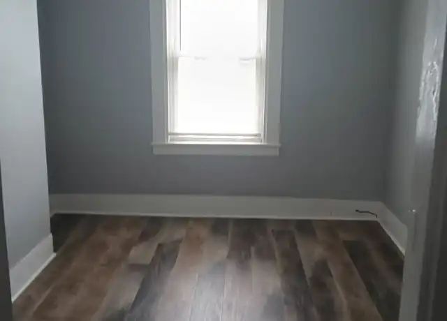 Property at 11 Central St Apt 2, Bangor, ME, 04401, 1 bed, 1 bath, [object Object]