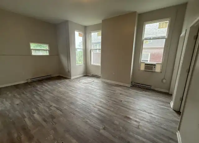 Property at 226 Mccormick Pl Unit 2, Cincinnati, OH, 45219, 1 bed, 1 bath, [object Object]