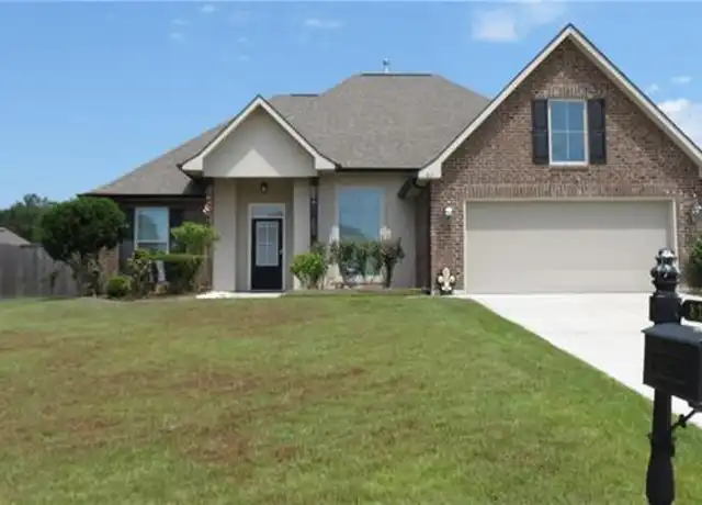 Property at 812 White Pine Dr, Ponchatoula, LA, 70454, 3 beds, 2 baths, [object Object]