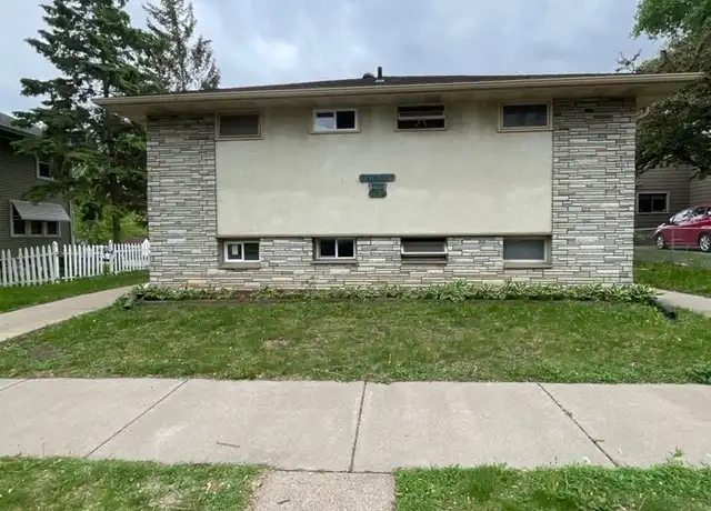 Property at 616 Ivy Ave E Unit 3, St Paul, MN, 55130, 1 bed, 1 bath, [object Object]