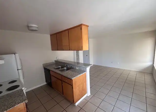 Property at 610 E Pine St Unit 13, Lodi, CA, 95240, 1 bed, 1 bath, [object Object]