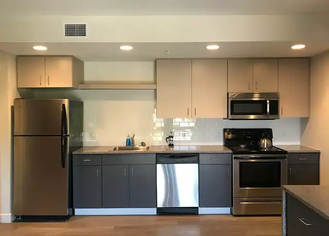 Property at The Madison - 1464 E 105th St, Cleveland, OH, 44106, 1 bed, 1 bath, [object Object]