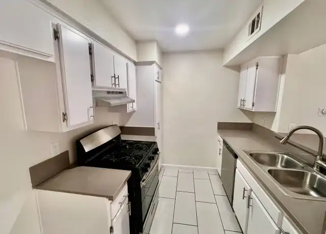 Property at 7003 Haskell Ave Unit 16, Van Nuys, CA, 91406, 1 bed, 1 bath, [object Object]