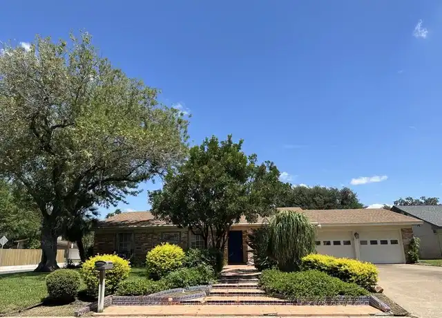 Property at 1518 Redbud Ave, McAllen, TX, 78504, 4 beds, 2 baths, [object Object]