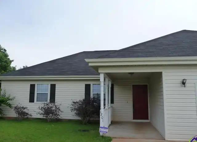 Property at 1201 Sardis Ln, Warner Robins, GA, 31088, 3 beds, 2 baths, [object Object]