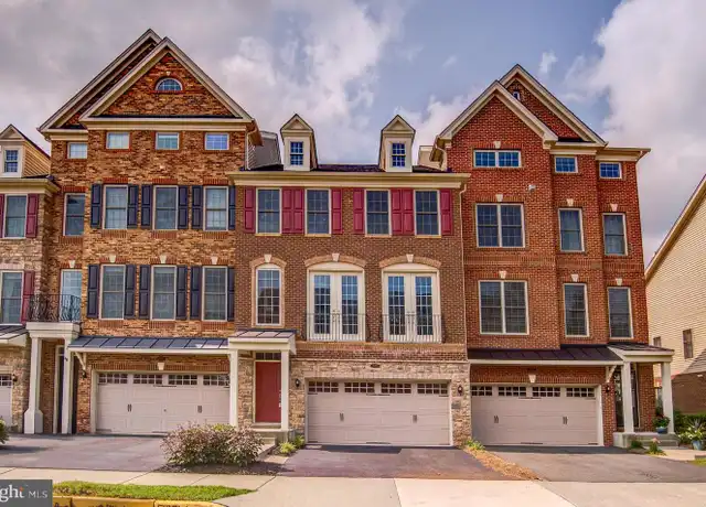 Property at 25019 Cambridge Hill Ter, Chantilly, VA, 20152, 3 beds, 3.5 baths, [object Object]