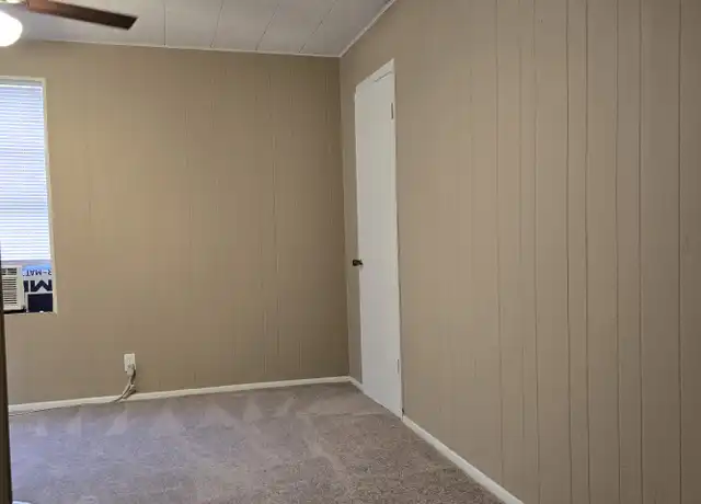 Property at 1122 Dallas St Unit 2, Port Neches, TX, 77651, 1 bed, 1 bath, [object Object]