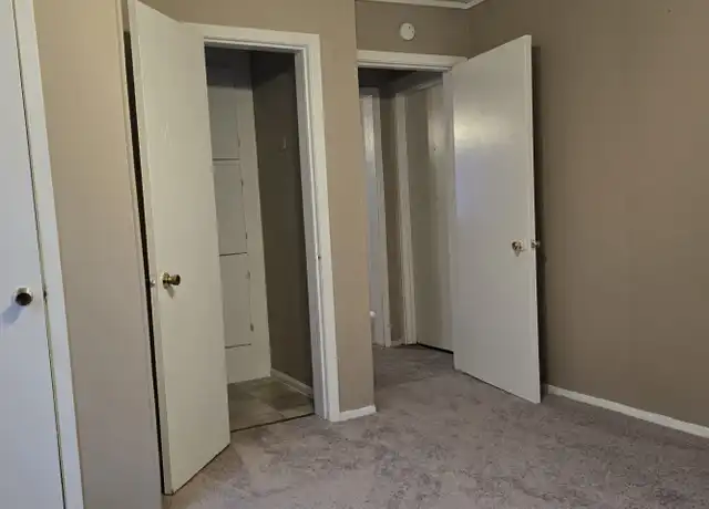 Property at 1122 Dallas St Unit 2, Port Neches, TX, 77651, 1 bed, 1 bath, [object Object]