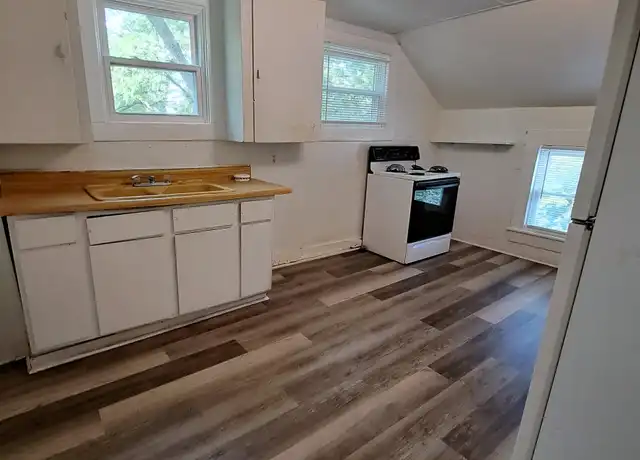 Property at 1501 Lexington Ave, Springfield, OH, 45505, 2 beds, 1 bath, [object Object]