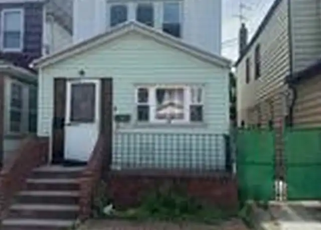 Property at 103-24 118th St Unit 2, South Richmond Hill, NY, 11419, 2 beds, 1 bath, [object Object]