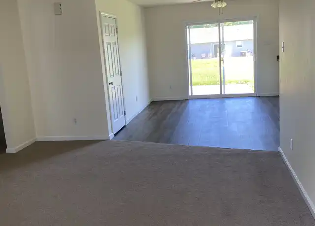 Property at 61 Ryan Ln Unit 1, De Soto, IL, 62924, 2 beds, 1 bath, [object Object]