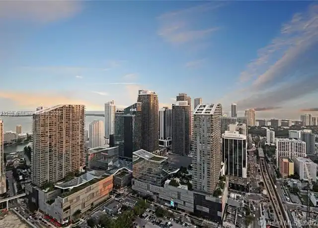 Property at 92 SW 3rd St #5203, Miami, FL, 33130, 2 beds, 2.5 baths, [object Object]