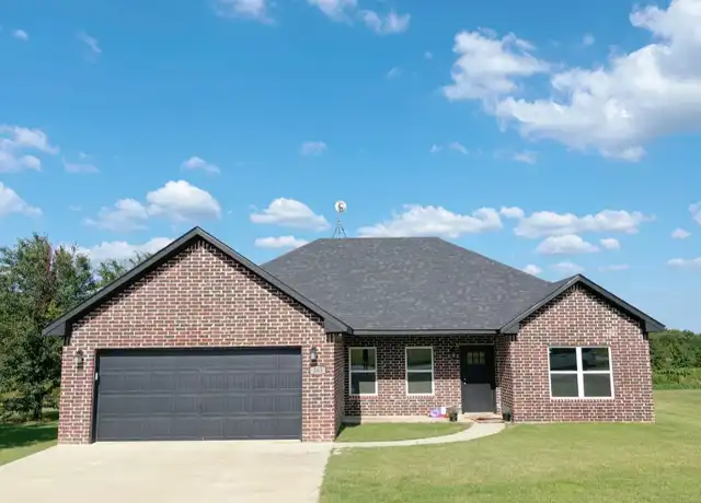 Property at 305 Western Hills Dr, Durant, OK, 74701, 3 beds, 2 baths, [object Object]