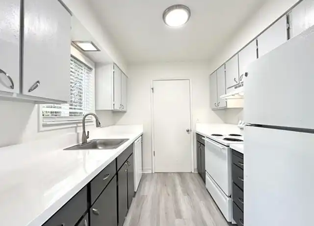 Property at 12590 SW Butner Rd Unit 12614, Beaverton, OR, 97005, 3 beds, 1.5 baths, [object Object]