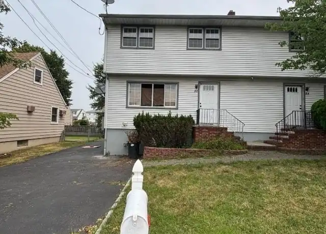 Property at 80 Cedarhurst Ave Unit 80, Woodland Park, NJ, 07424, 3 beds, 1 bath, [object Object]