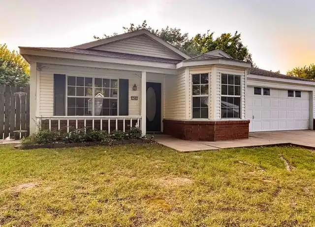 Property at 1541 N Timbercrest Ave, Fayetteville, AR, 72704, 3 beds, 2 baths, [object Object]