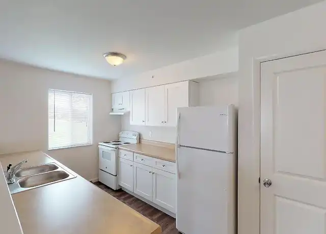 Property at Hampshire Estates Apartments and Self Storage - 51 Hampshire Ln, Gibsonia, PA, 15044, 1-2 bed, 1-1.5 bath, [object Object]