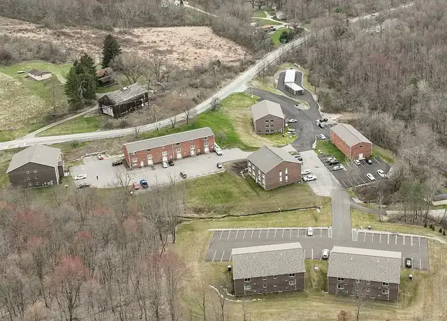 Property at Hampshire Estates Apartments and Self Storage - 51 Hampshire Ln, Gibsonia, PA, 15044, 1-2 bed, 1-1.5 bath, [object Object]