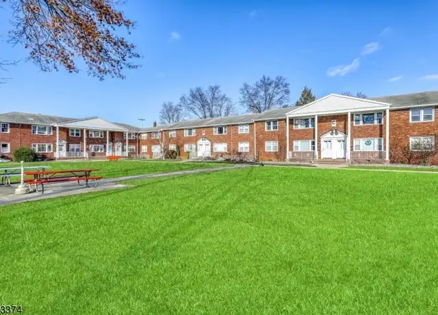 Property at 579 Lakeside Ave, Pompton Lakes, NJ, 07442, 2 beds, 1 bath, [object Object]