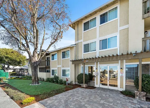 Photo of 22432 Center St, Castro Valley, CA 94546