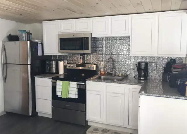 Property at 28 1st Ave Unit A, Oswego, NY, 13126, 3 beds, 1 bath, [object Object]