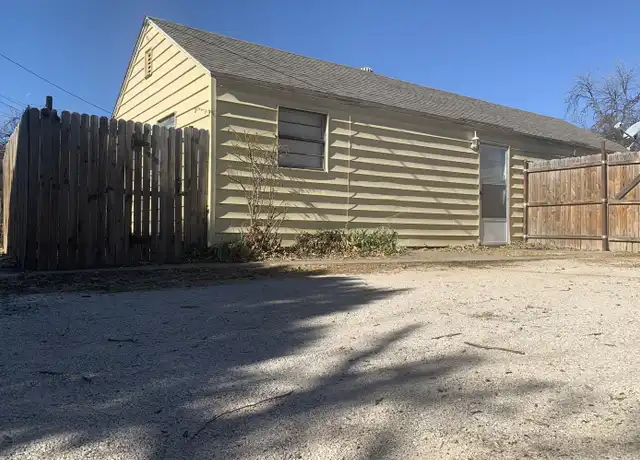 Property at 1643 Dayton Ave, Wichita Falls, TX, 76301, 1 bed, 1 bath, [object Object]