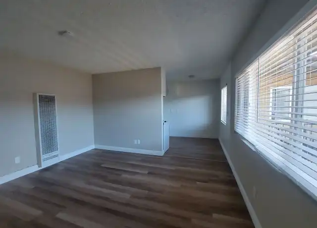 Property at 673 Ohio Ave Unit 9, Long Beach, CA, 90814, 1 bed, 1 bath, [object Object]